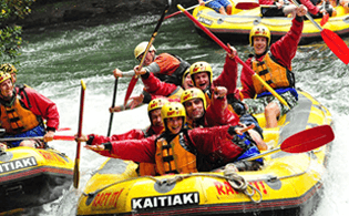 Wekend rafting Rotorua Nouvelle-Zélande